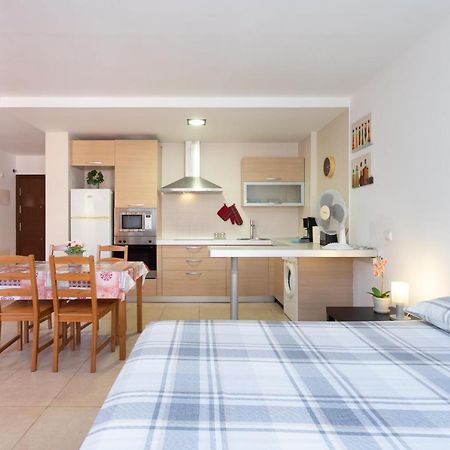 Palm Mar Studio Apartment Luaran gambar