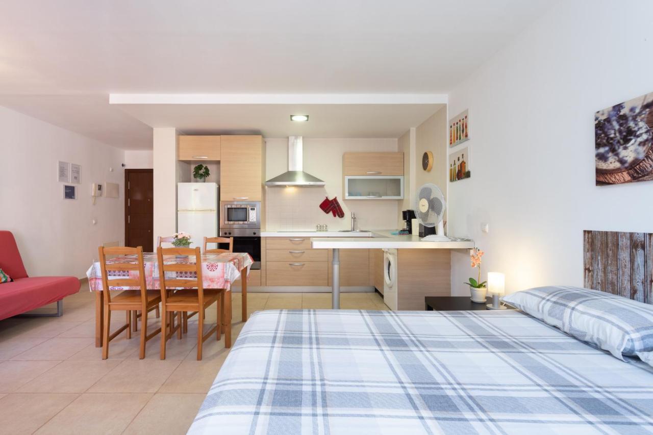 Palm Mar Studio Apartment Luaran gambar